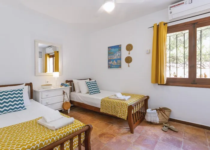 Casa Ladera *