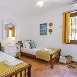 Casa Ladera *
